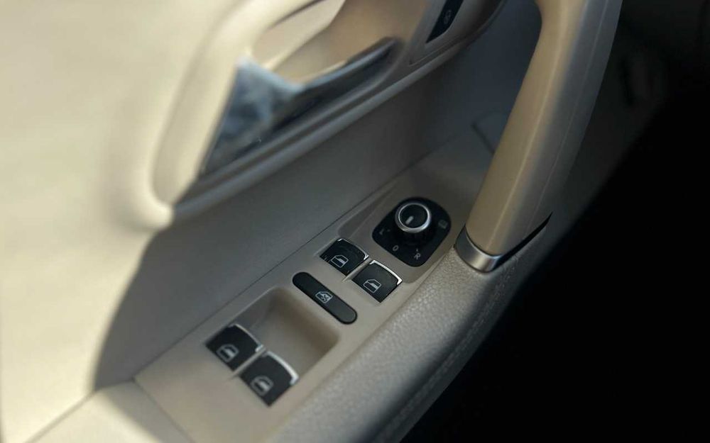 Volkswagen CC 2011
