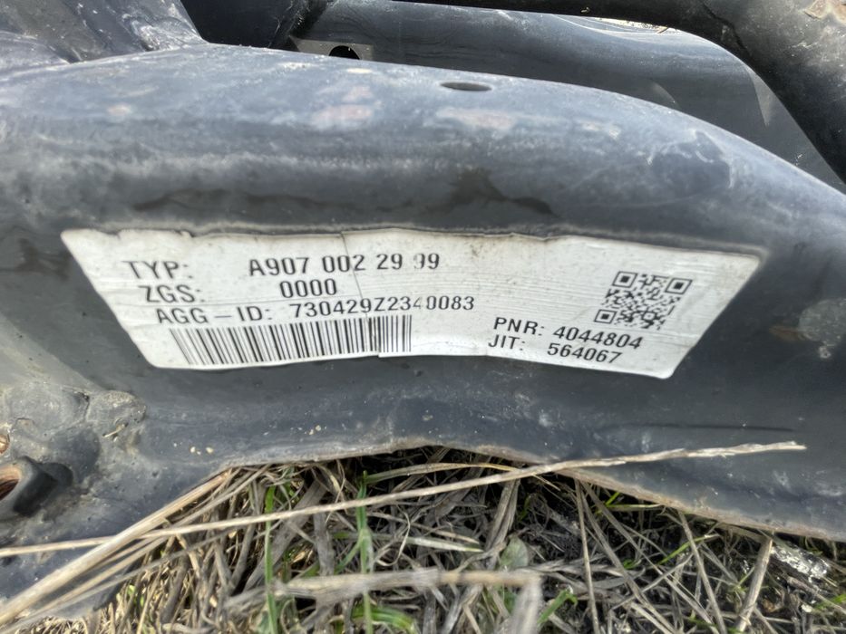 Подрамник на спринтер 907 привезений з европи