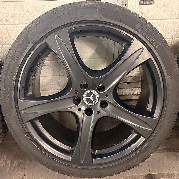 Koła 20" Mercedses 9,5x20" Opony Pirell ZIMOWEi
