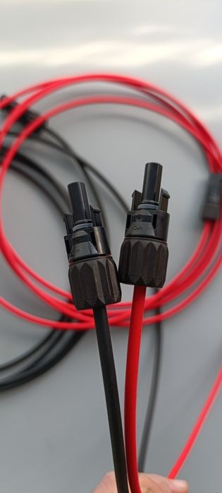 Кабель - подовжувач для сонячних панелей з роз'ємами MC4, 2м