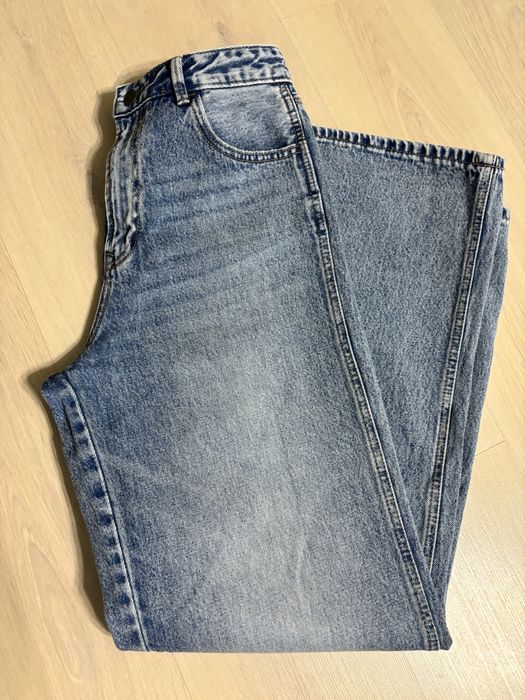 Джинси Stradivarius