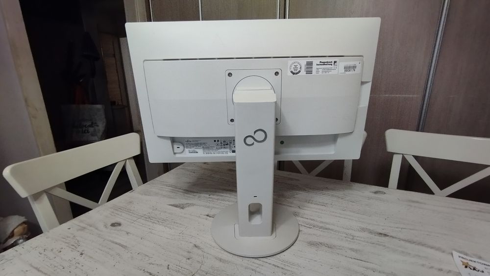 Monitor Fujitsu B24-8T 24 cale
