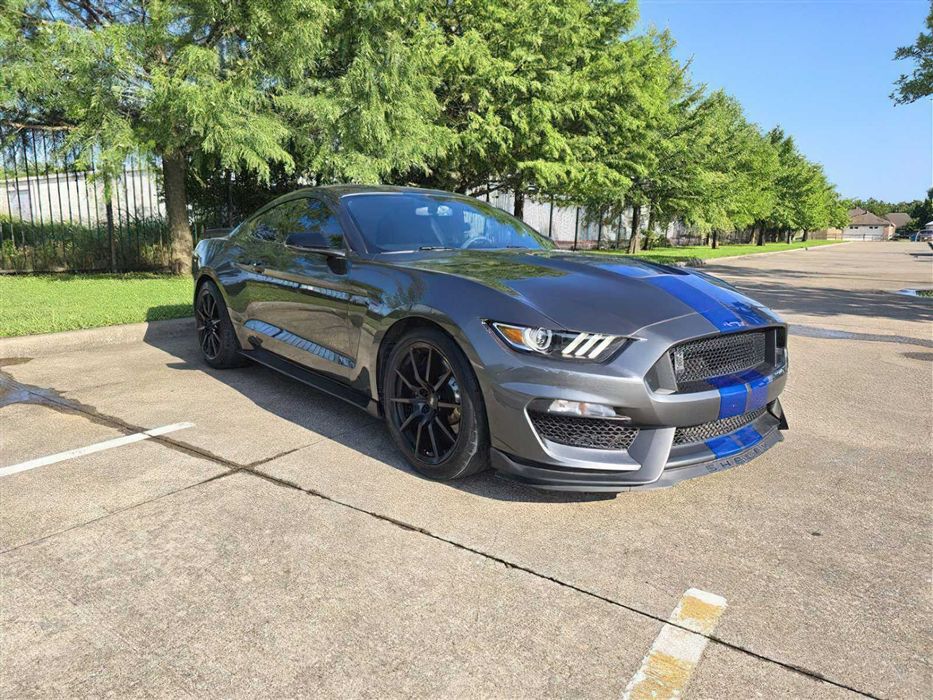 Ford Mustang Shelby GT350      2017