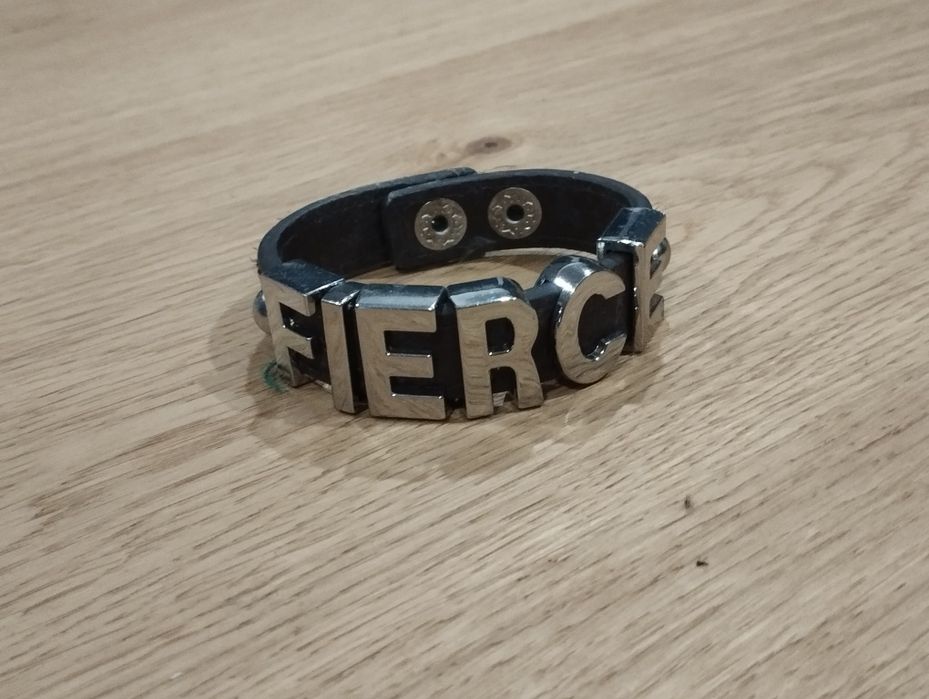 Bracelete FIERCE