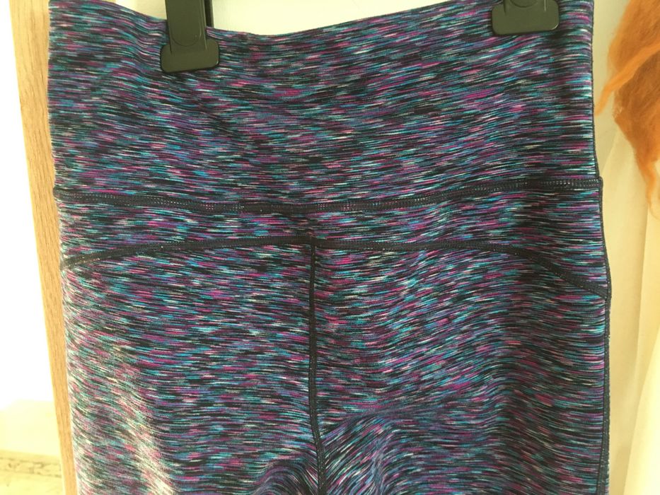 Damskie legginsy sportowe GAP