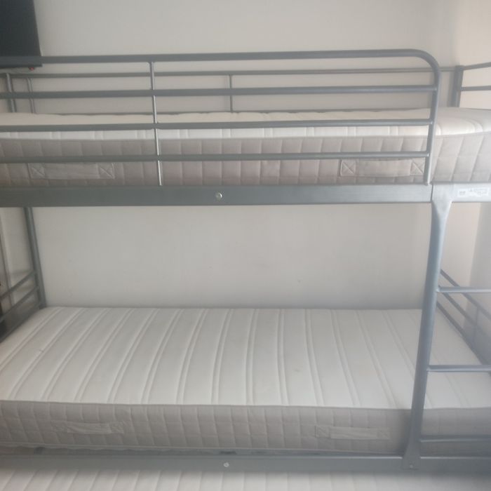 Vendo beliche com 3 camas