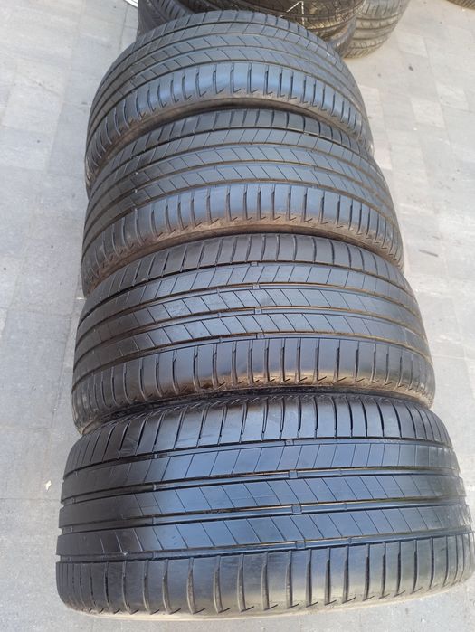 Летняя резина 245/40 R19 Bridgestone Turanza T005