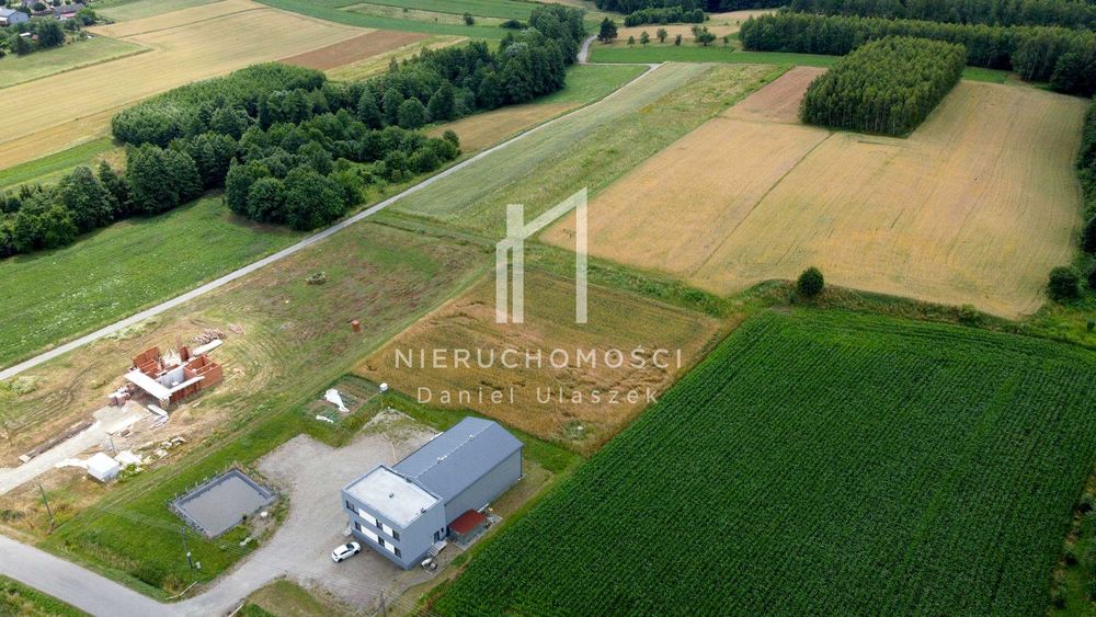 Działka budowlana z projektem domu, Umieszcz, Gm. Tarnowiec, 27ar - Więcej