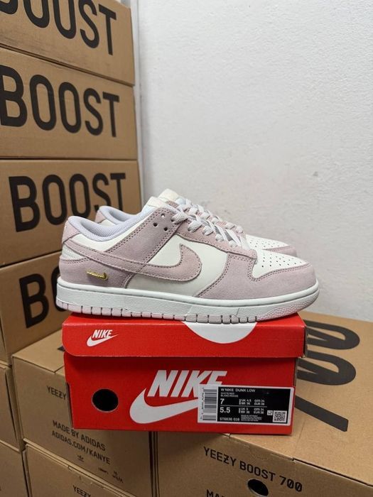Nike Dunk Low Sail Pink трендові жіночі кросівки найк cб данк рожеві