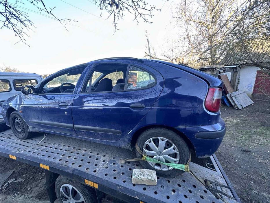 RENAULT Megane 1 розборка