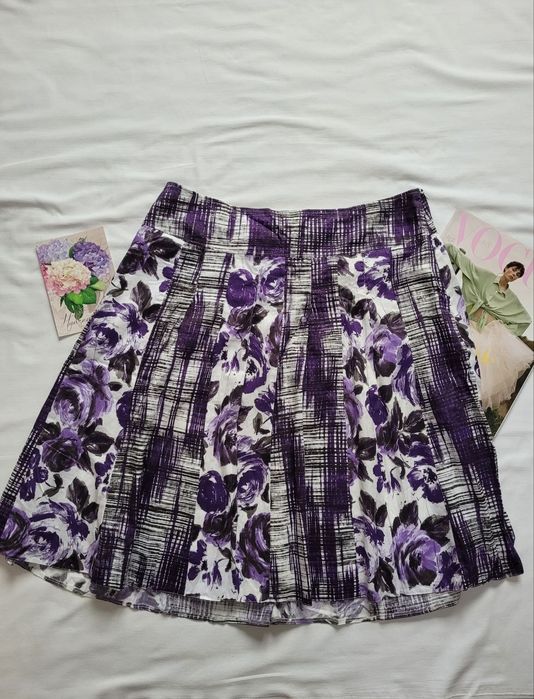 Красива літня спідниця Gerry Weber, розмір XL, довжина 60 см
