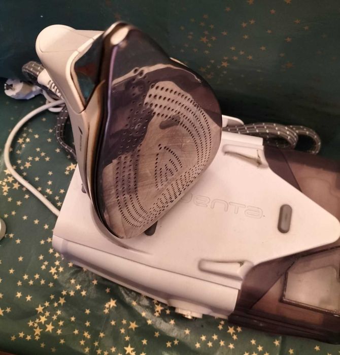 Ferro com Caldeira Rowenta DG8411