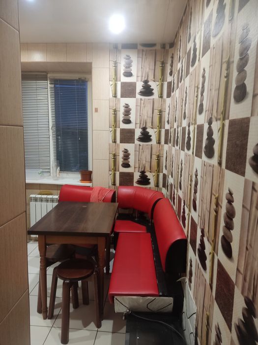 Продам 2-х кімнатну квартиру