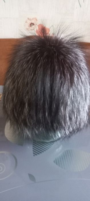 Шапка хутряна жіноча