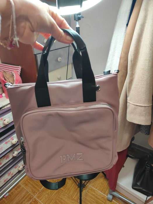 Mochila Rosa apropriada para costas