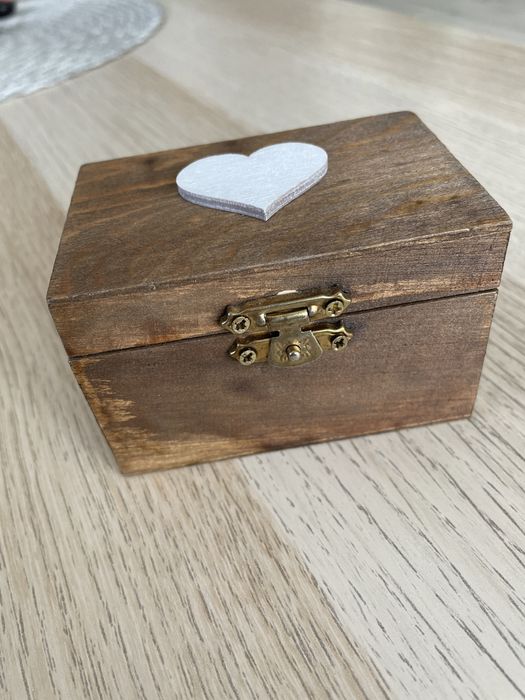 Szkatulka na obrączki