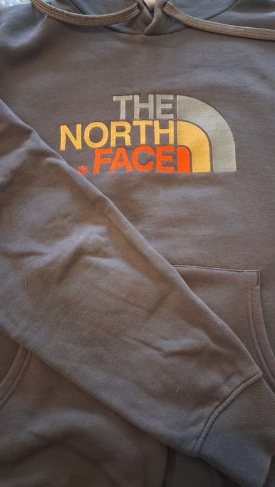 Camisola com capuz The North Face tamanho L