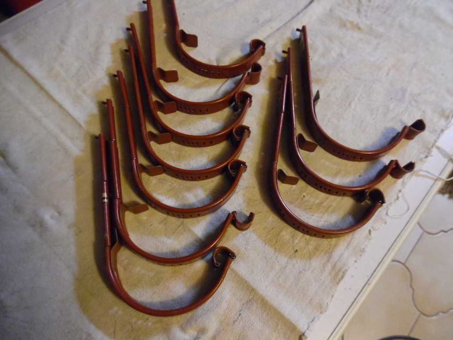 Sprzedam  szwedzkie haki rynnowe nakrokwiowe Lindab