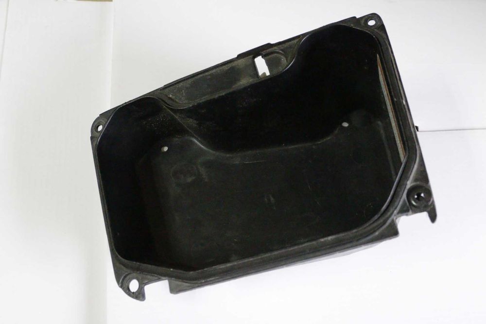 4092 Schowek przedni, kieszeń prawa 01-05 Honda Goldwing GL 1800