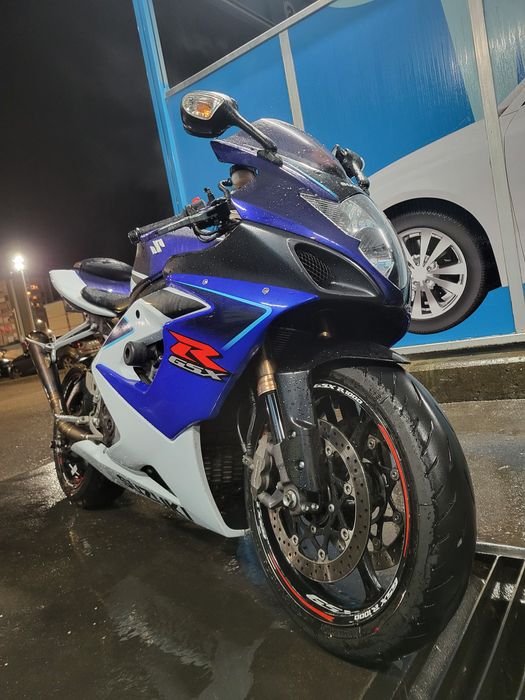 Suzuki gsxr k6 1000cc  troco por barco com motor e atrelado