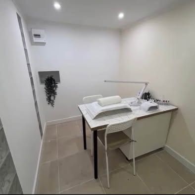 TRESPASSE SALAO UNHAS/CABELO