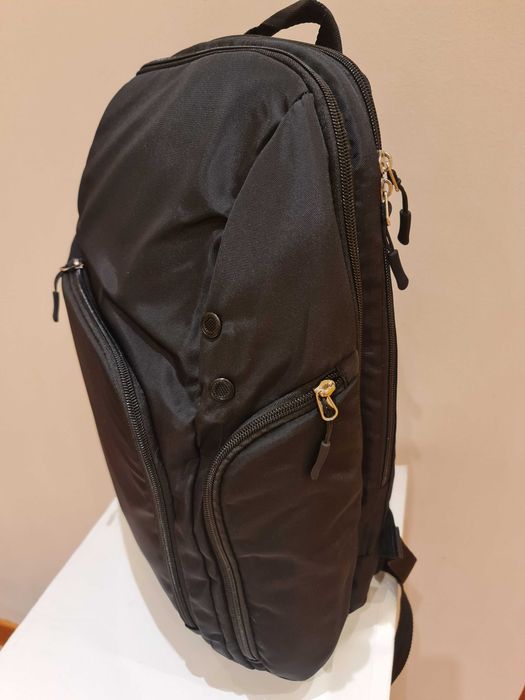Mochila para prática de ténis ou outra modalidade