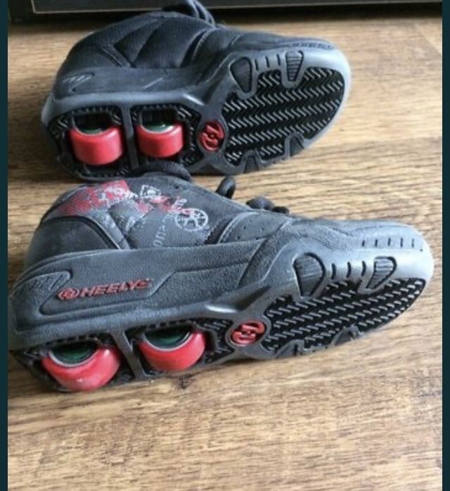Buty Heelys z rolkami 31, tanio