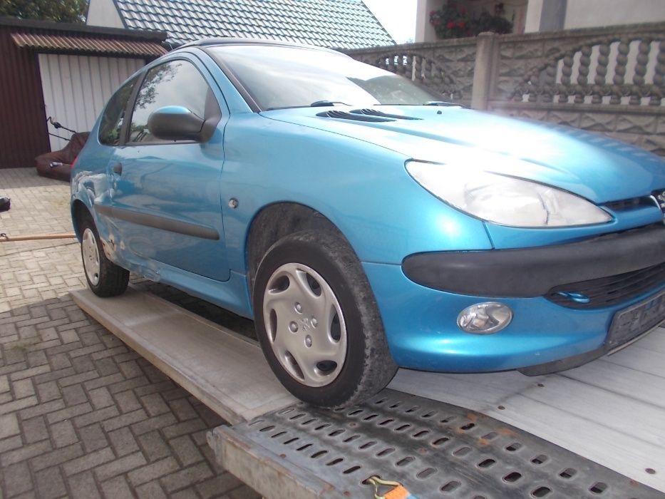 Peugeot 206,3 drzwi,1,1 benzyna,na części,niebieski metalik