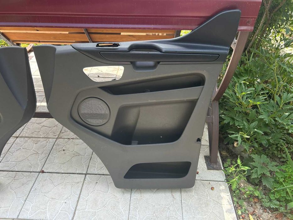 карти передніх дверей Ford Custom