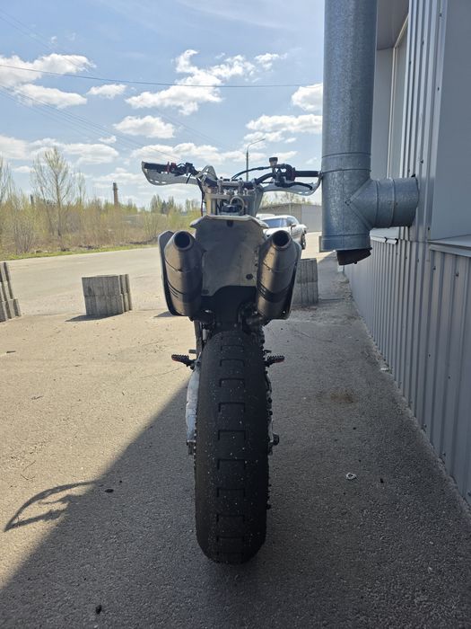 Suzuki RMZ450 supermoto