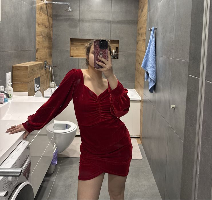 Червона сукня велюр (Нова з біркою)