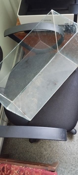 Продам аквариум 20л