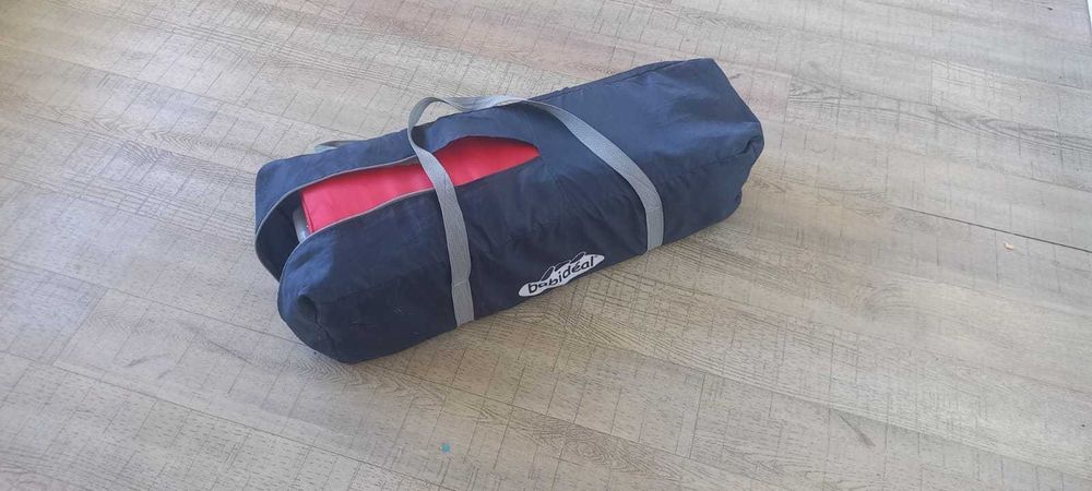 Berço criança + colchão + edredon e roupa de cama