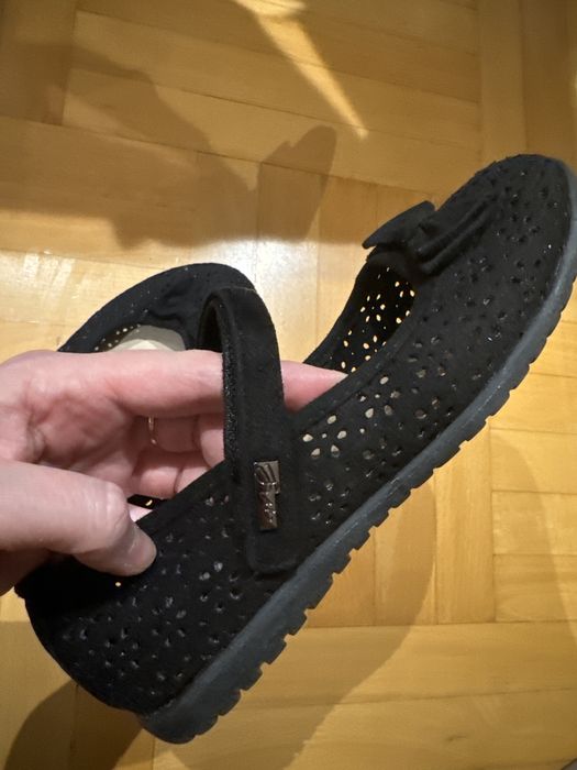 Nowe buty dla dziewczynki