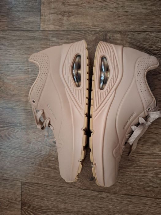 Кросівки Skechers жіночі Uno Stand on Air, 37 р. (24 см), бежеві