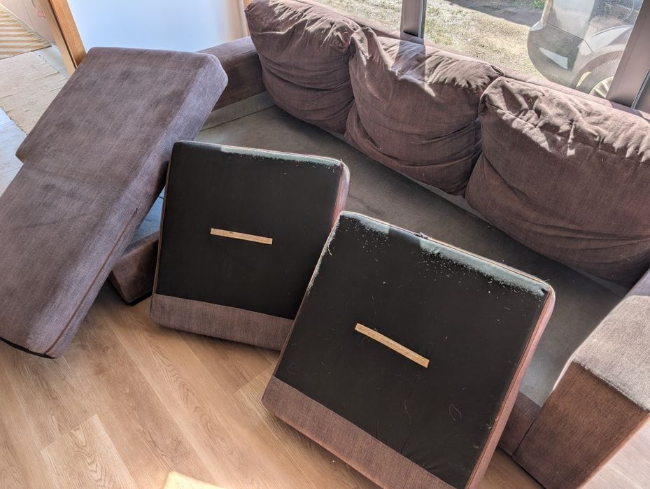 Sofá dois lugares mais chaise longue