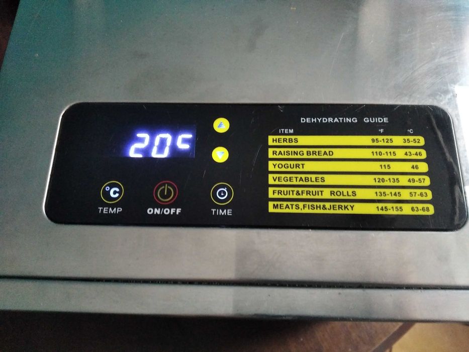 Suszarka dehydrator Royal Catering do owoców ziół grzybów itp nierdzew