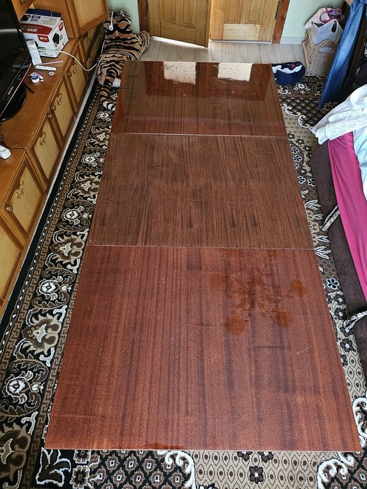 Стіл гостинний / Розкладний