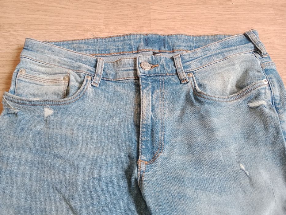 Jeansy Męskie River Island z Przetarciami