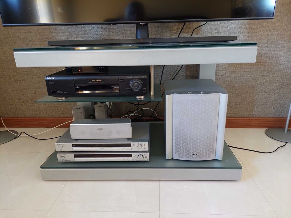 Mesa TV SONY (Como nova)
