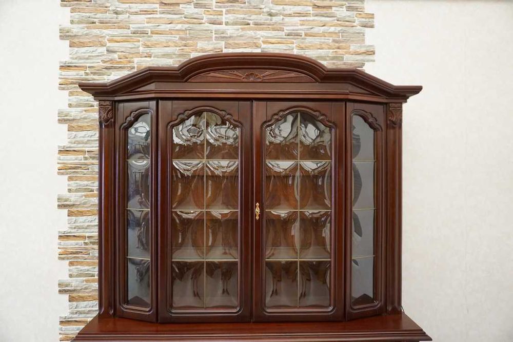 witryna z komodą mahoń mahoniowa podświetlana szer. 162   p-814  -20%