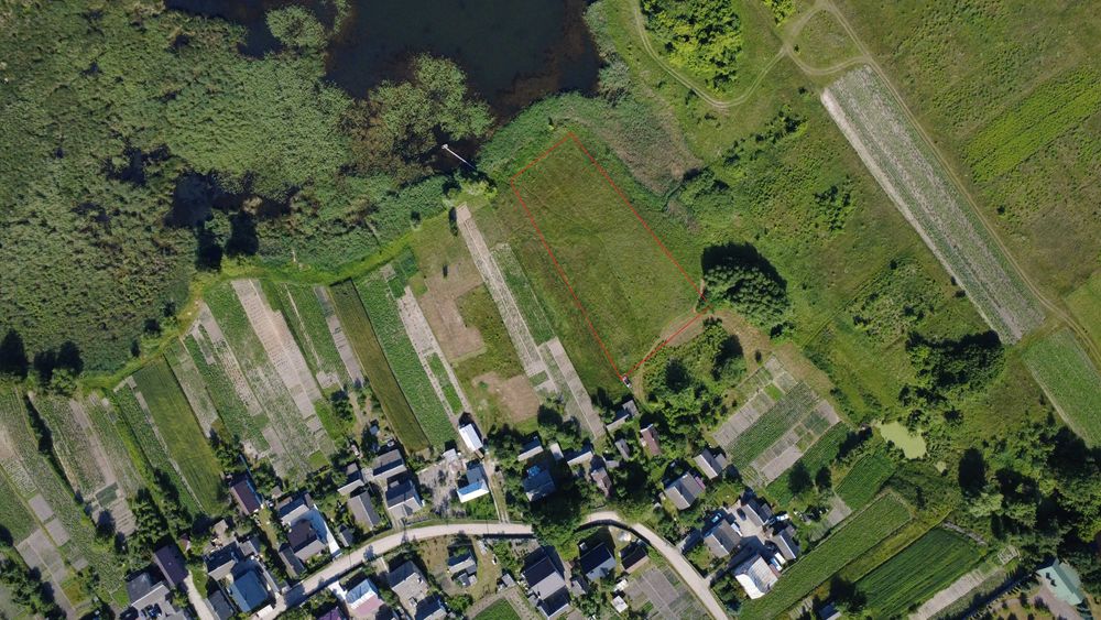 Ділянка 30 сот. Прямий вихід до озера