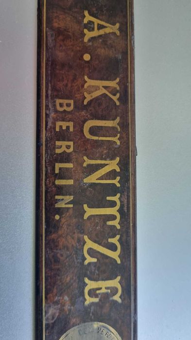 Tabliczka szyld ze starego pianina Berlin 1879 A. Kuntze