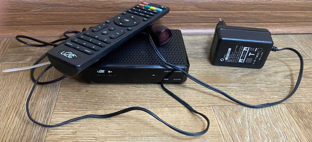 Спутниковый тюнер ресивер U2C S+ MiniHD с Ethernet