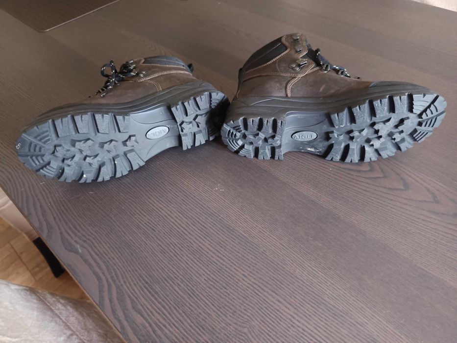 Botas novas de couro de mulher, impermeável, de caminhada