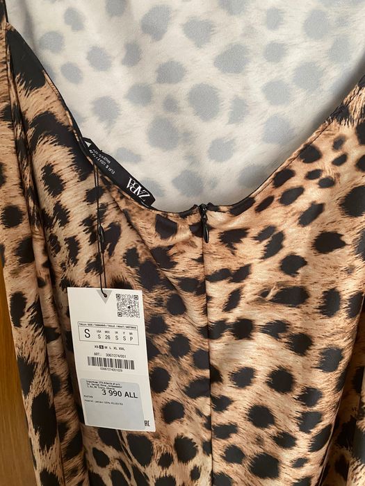 Vestido novo Zara S tigresa