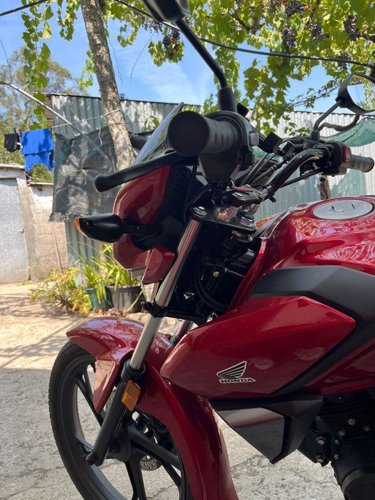 Honda cb125f de 2022