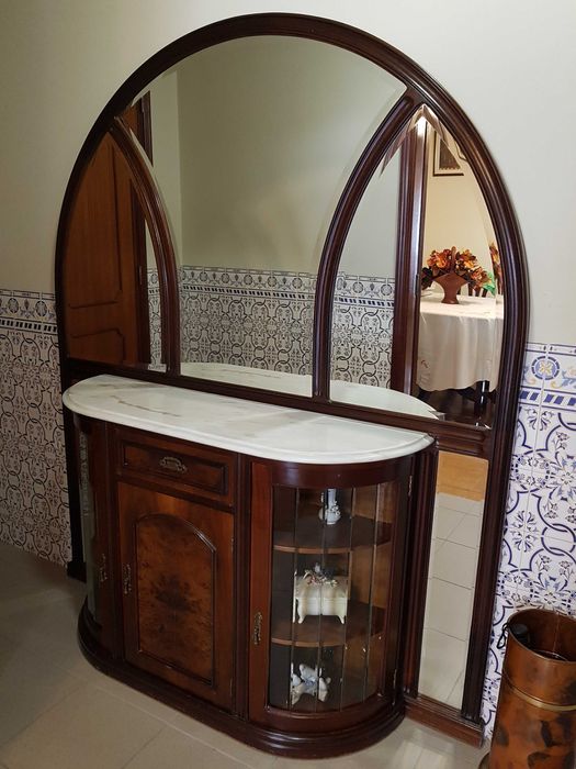 Móveis de sala de jantar e sala de estar
