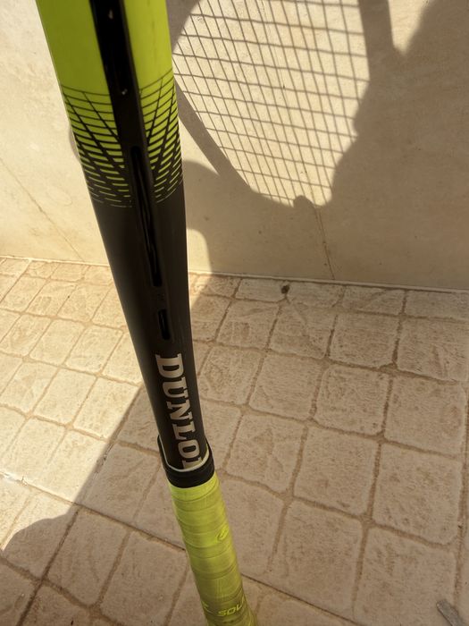 Raquete de tenis