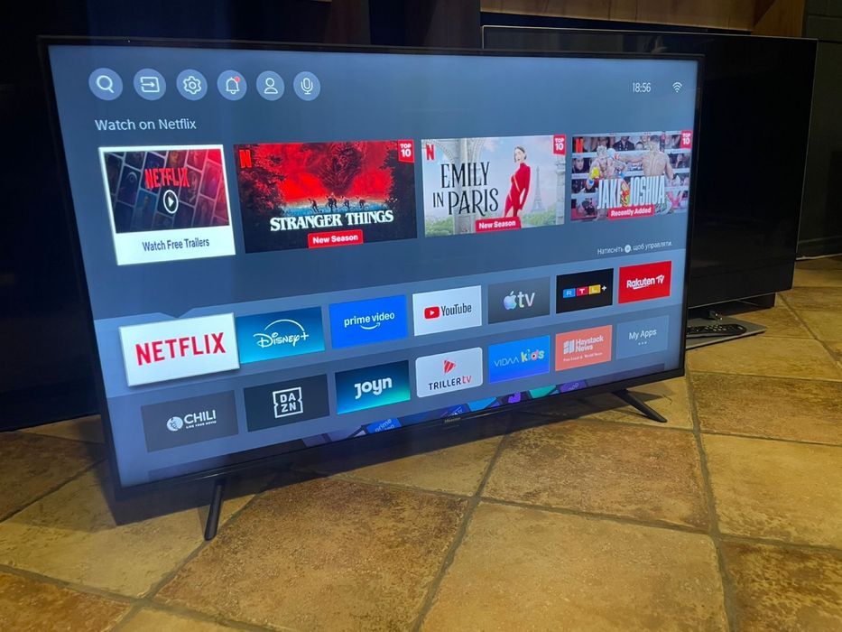 Телевізор hisense 43 smart tv 4k+ кріплення на стіну